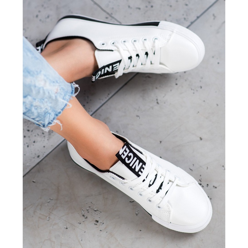 SHELOVET Sneakers mit Öko-Leder Nice weiß 2