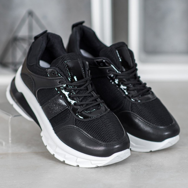 SHELOVET Stylische Sneaker mit Mesh schwarz 2