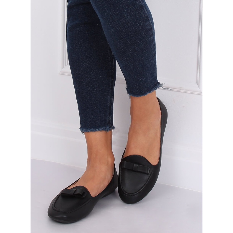 Schwarze Damen-Loafer A8637 Schwarz 1