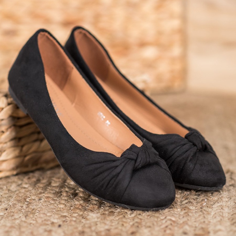 Clowse Bequeme Ballerinas aus Wildleder schwarz 1