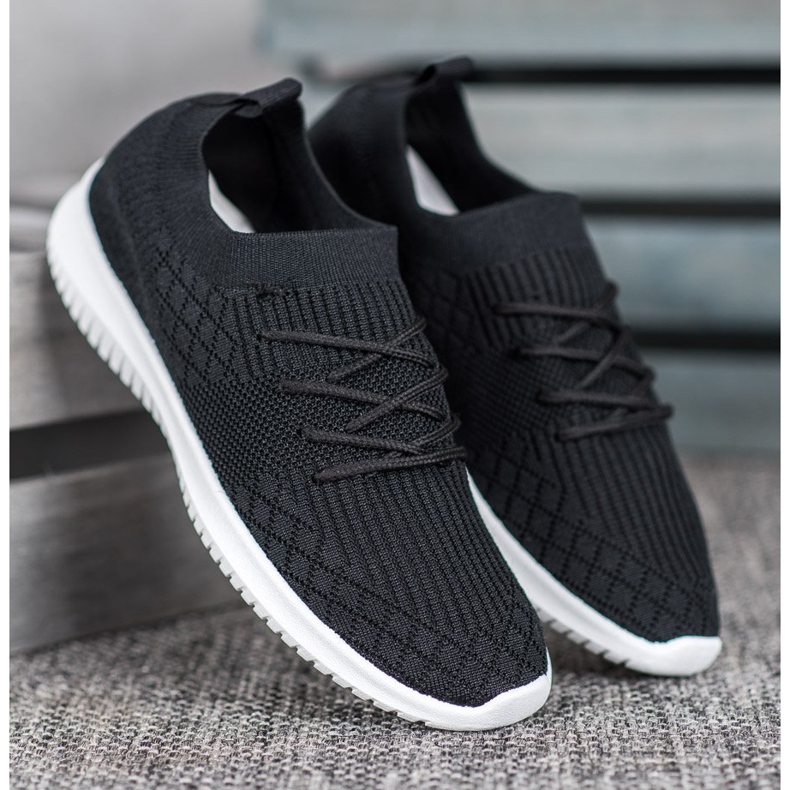 SHELOVET Durchbrochene Sportschuhe schwarz 1