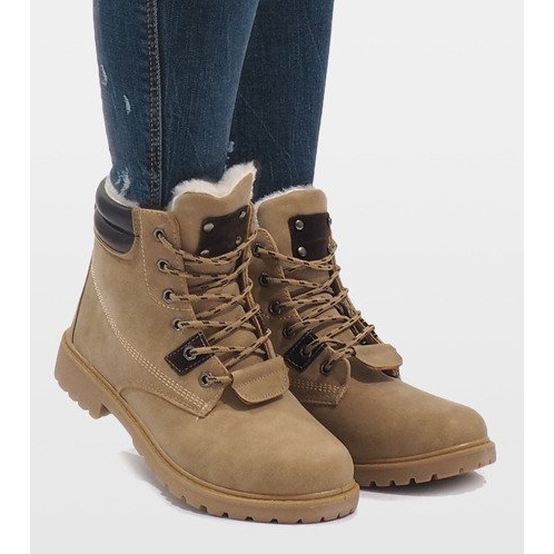 Kamelisolierte Stiefel D494C-8 braun 2