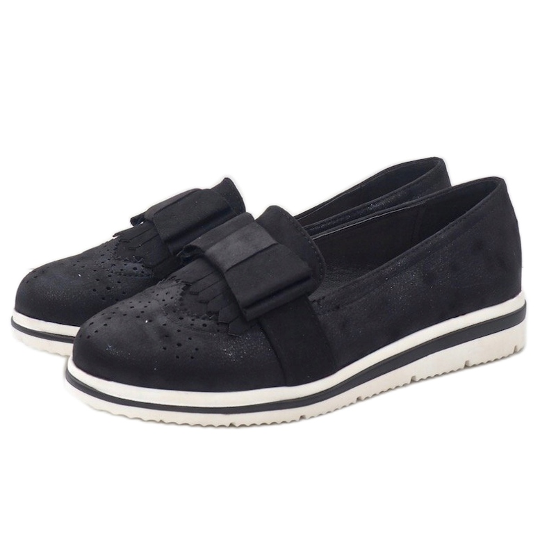 Schwarze matte Schuhe auf dem Keil YT-8 2