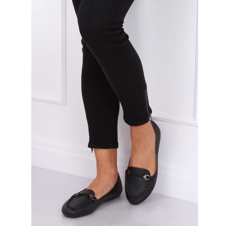 Schwarze Damen-Loafer A8636 Schwarz 2