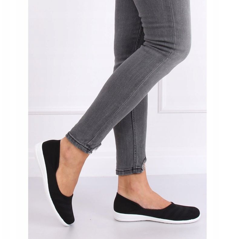 IC03 Schwarze Netzballerinas 2