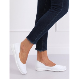 IC03 Weiße Netzballerinas 1