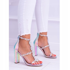 Lu Boo Benzin-Violett-Sandalen mit Taylor Strasssteinen mehrfarbig 2