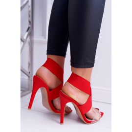 L.DAY Damensandalen mit hohem Absatz mit breitem Riemen rote Lichter 2