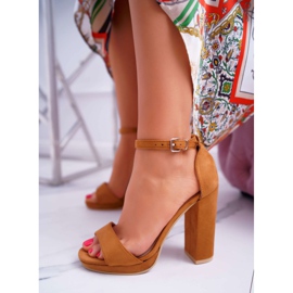 ADY Damen Sandalen mit Absatz Plateau Camel Debora braun 1