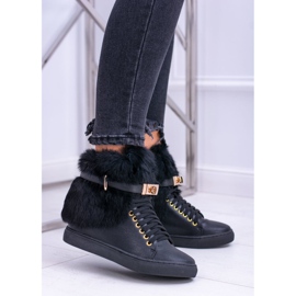 Lu Boo Schwarze Stiefel mit natürlichem Gisele-Fell 2