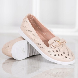 Weide Durchbrochene Lords mit Ornament beige 1