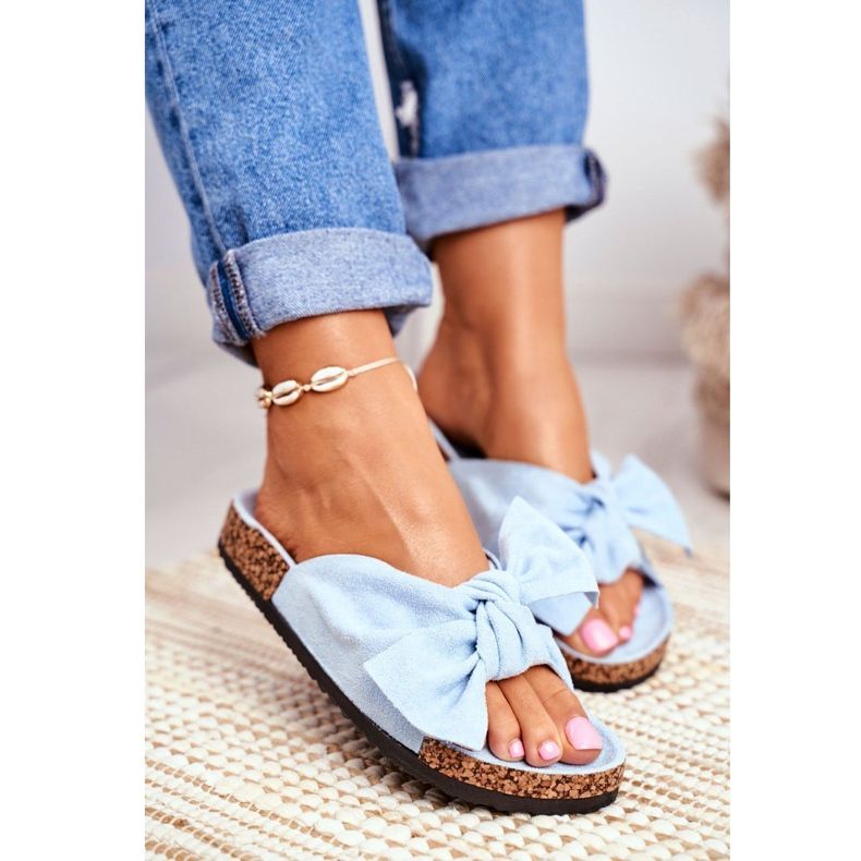 BUGO Blaue Hausschuhe für Damen auf der Korkschleife Wendy 1