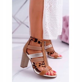 FE1 Damensandalen mit Absatz Eleganter Reißverschluss auf der Vorderseite Rahel braun 1