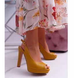 Moow Damen Sandalen mit hohem Absatz Gelb Lorajn 1