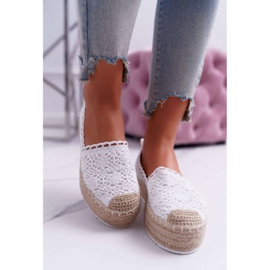 BUGO Damen Espadrilles aus Spitze Weiß Lovely Haven 2