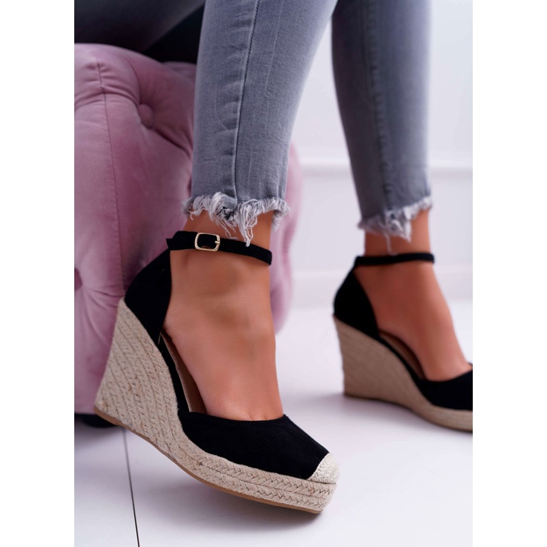 BUGO Damen Sandalen mit Keilabsatz Leinen Schwarz Tammaris 1