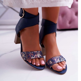 Leder Damen Sandalen Maciejka auf einem Absatz Marineblau 03597 2