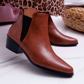 Flache Damenstiefel Camel Murino braun 1