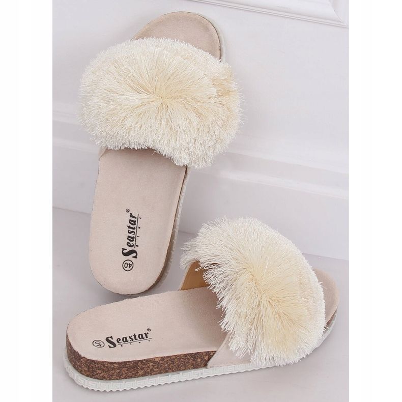 Beige Hausschuhe mit Pompon BG57P Beige 1