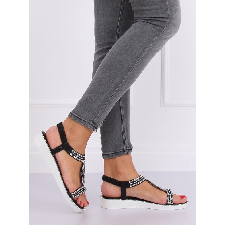 Schwarze Damensandalen 127-89 Schwarz 1