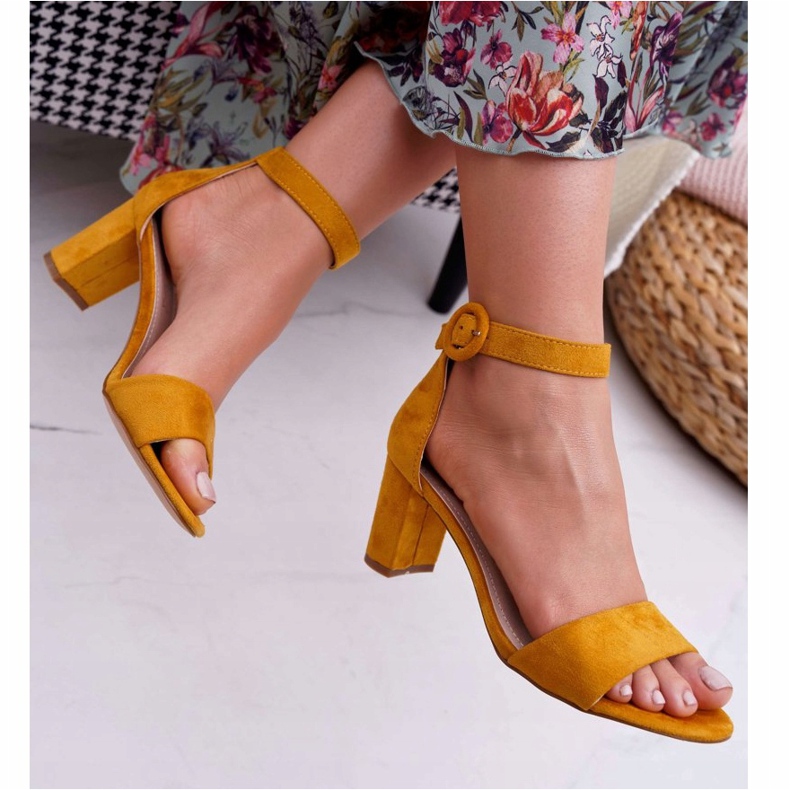 EVE Damen Sandalen mit Absatz Wildleder Gelb Lexi 2