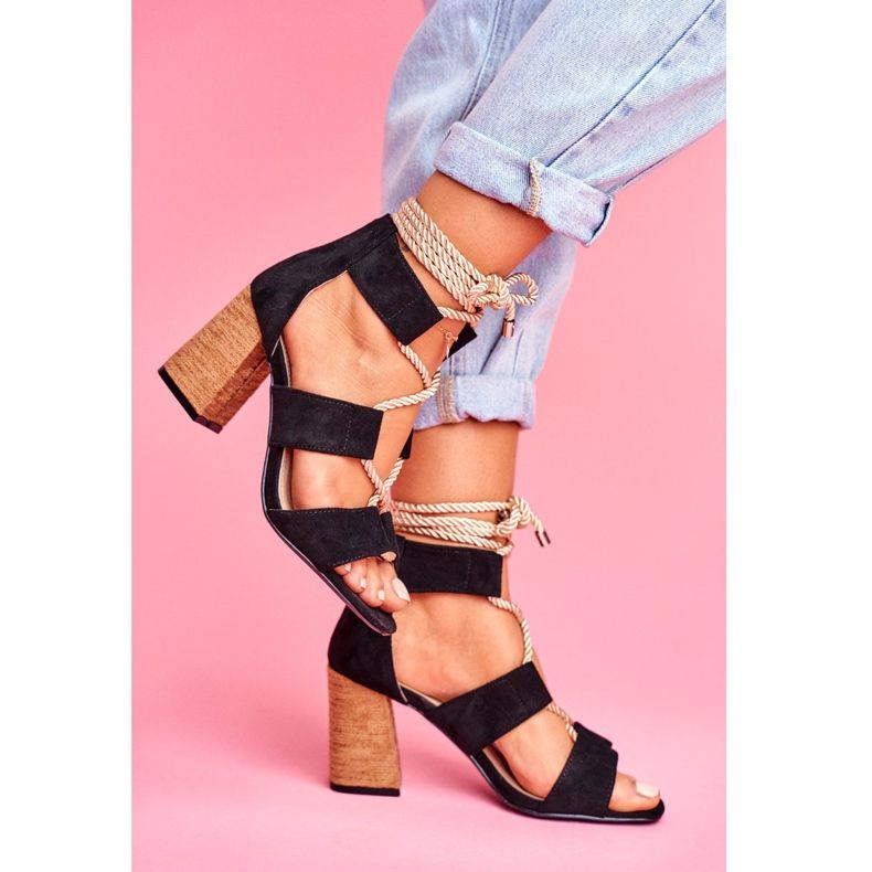 SEA Damen Sandalen auf einem Absatz gebunden Wildleder Schwarz Amore 2