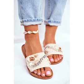 HAN Beige Hausschuhe für Damen mit Muscheln Spanien 2