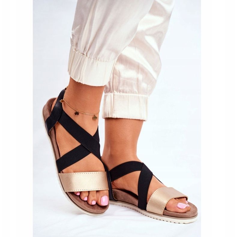 EVE Elegante Damen Sandalen Schwarz und Gold Morrin gelb 1