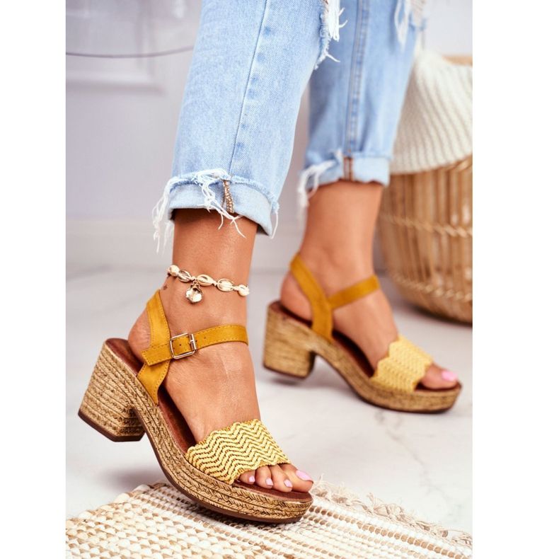 EVE Gelbe Fobi Damensandalen auf hohem Absatz 1