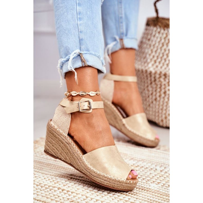 EVE Damen Sandalen auf Keil Espadrilles Golden Maritta 1