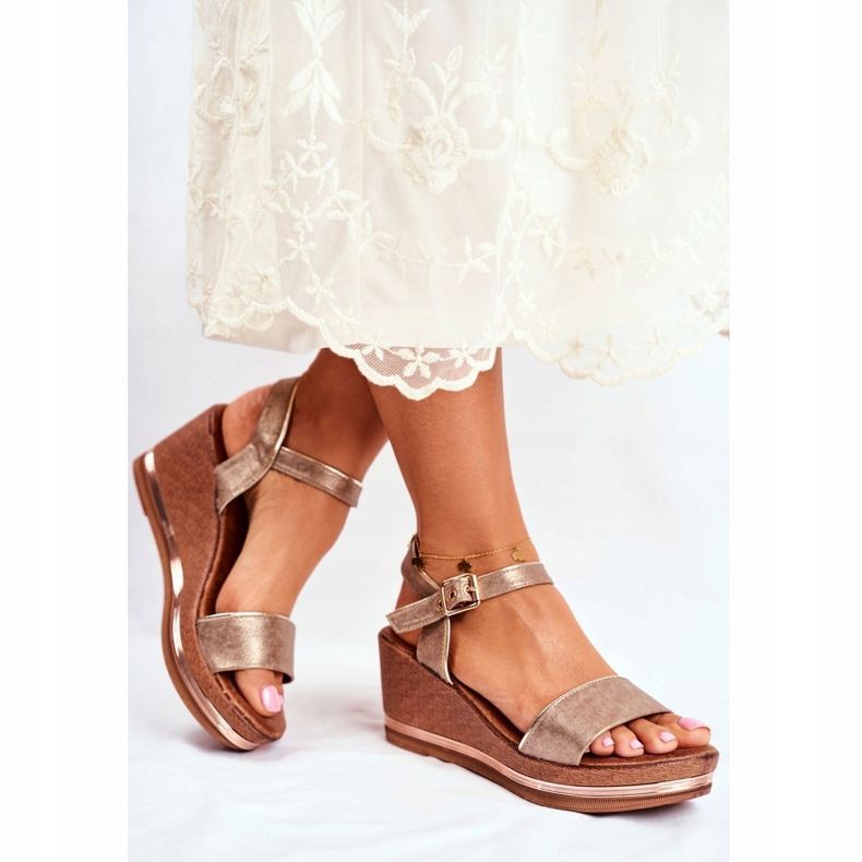 EVE Damen Sandalen mit Keilabsatz Beige Monroe 1