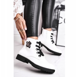 Damen Stiefel mit flachem Absatz Lackiert Weiß Sergio Leone BT530 1