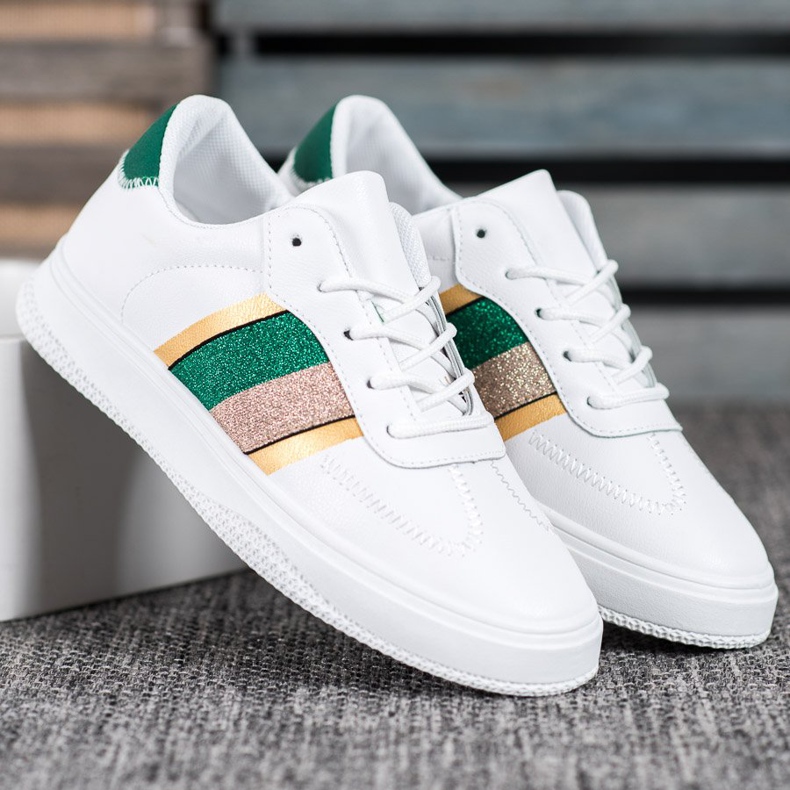 Small Swan Modische Sportschuhe weiß 1