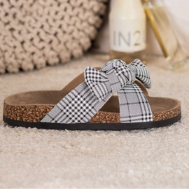 Modische VINCEZA Hausschuhe weiß schwarz 2