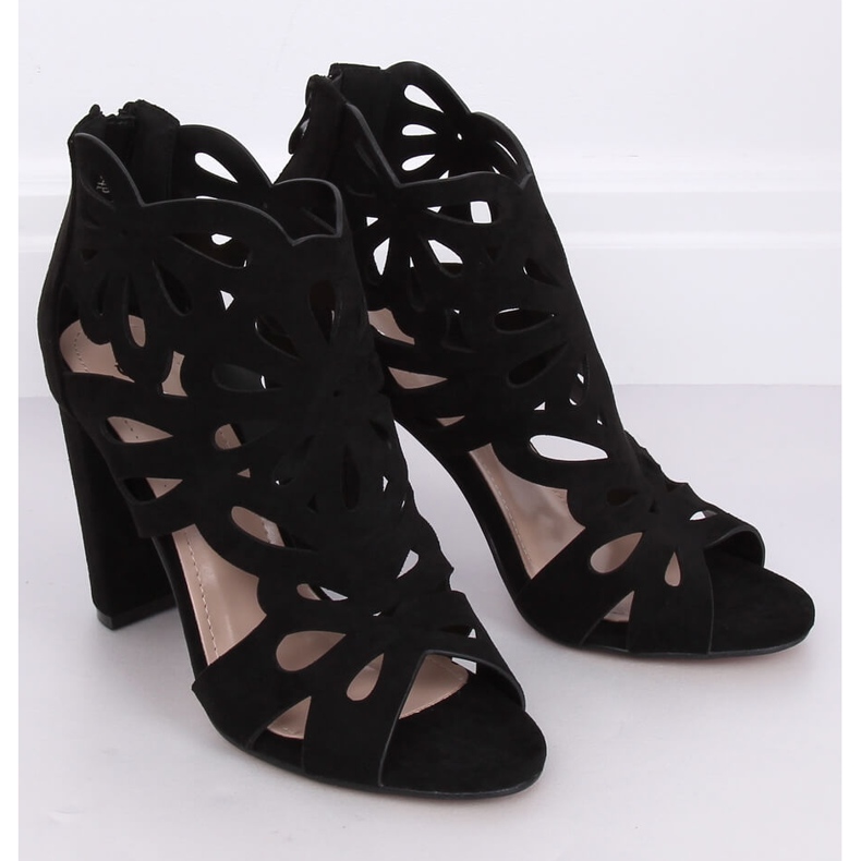 Schwarze durchbrochene High Heels Stiefel M304P Schwarz 1