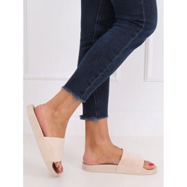 Schlichte beige Hausschuhe CK98 Beige 2