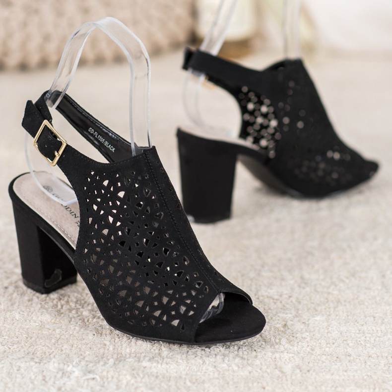 Goodin Durchbrochene Sandalen mit Wildleder schwarz 1