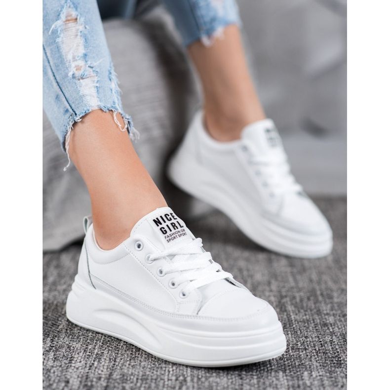 SHELOVET Sneakers auf der Nice Girl Plattform weiß 2
