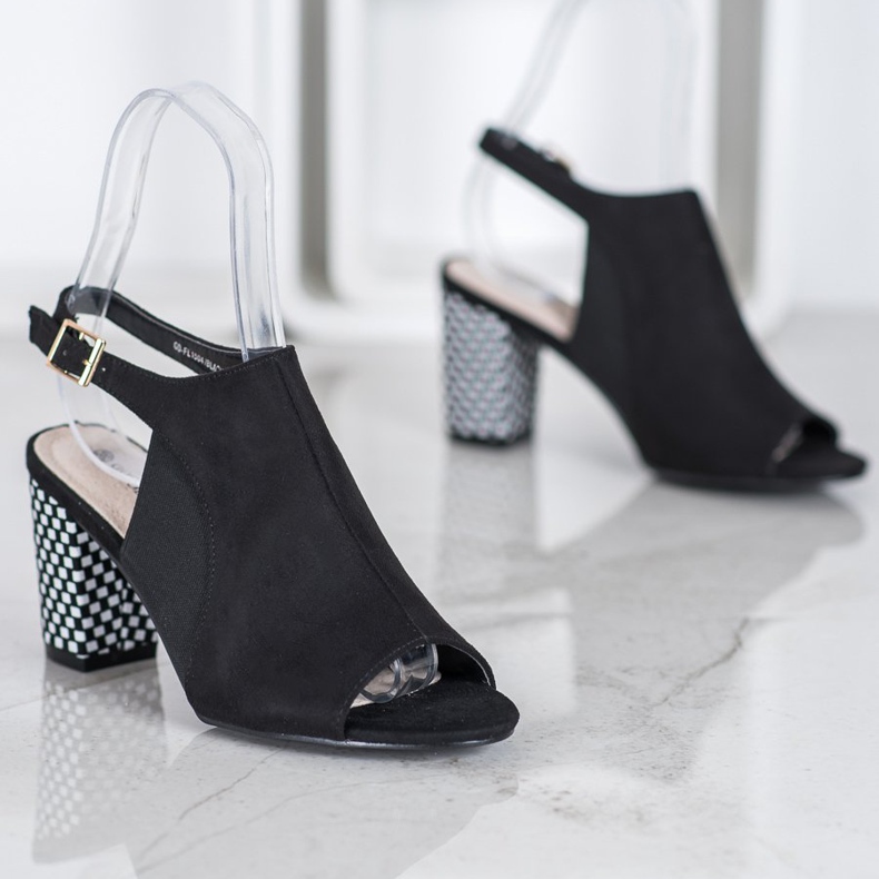 Goodin Aufbausandalen mit kariertem Absatz schwarz 2