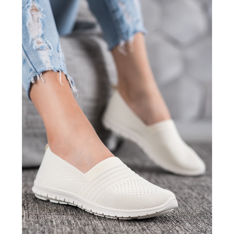 SHELOVET Bequeme durchbrochene Slipons braun 1