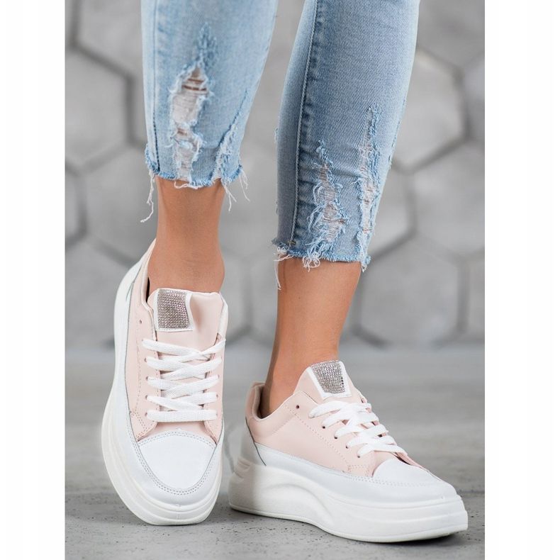 SHELOVET Sneakers auf der Fashion-Plattform weiß rosa 1