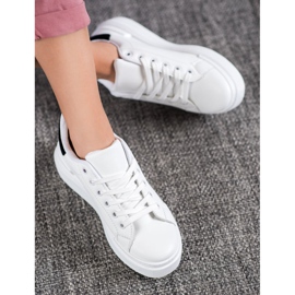 Renda Weiße Turnschuhe auf der Plattform 1