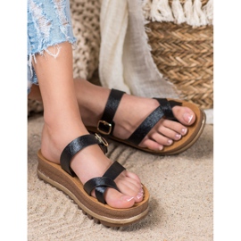 Comer Hausschuhe auf der Fashion-Plattform schwarz 2