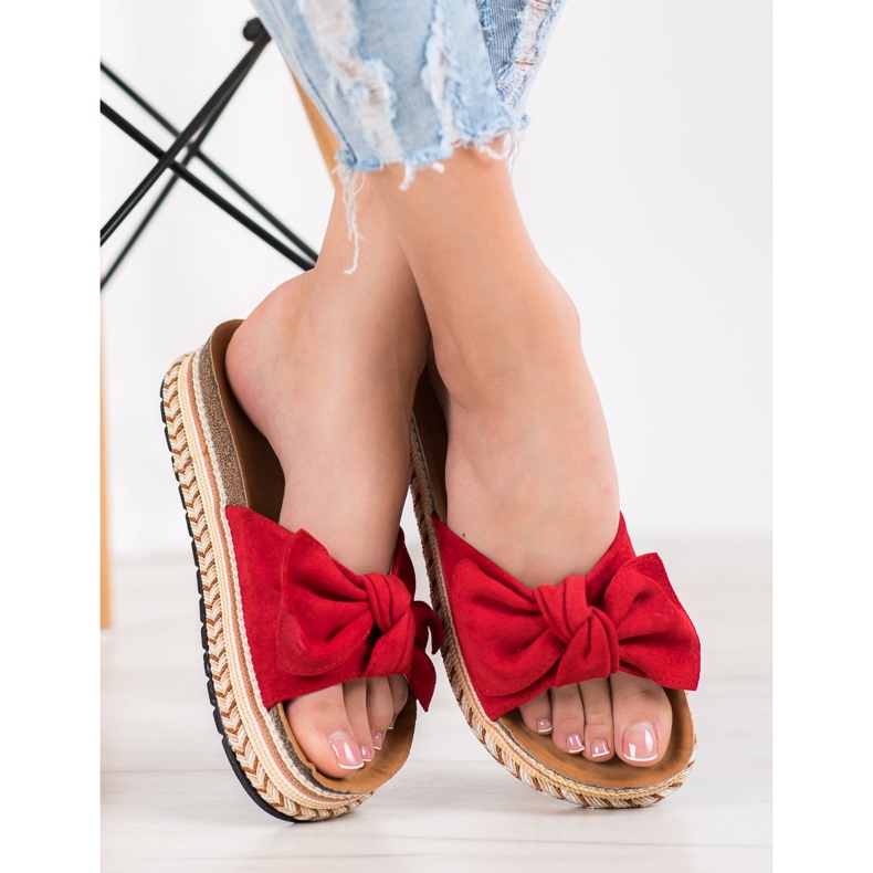 SHELOVET Modische Hausschuhe auf der Plattform rot 1