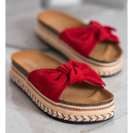 SHELOVET Modische Hausschuhe auf der Plattform rot 2