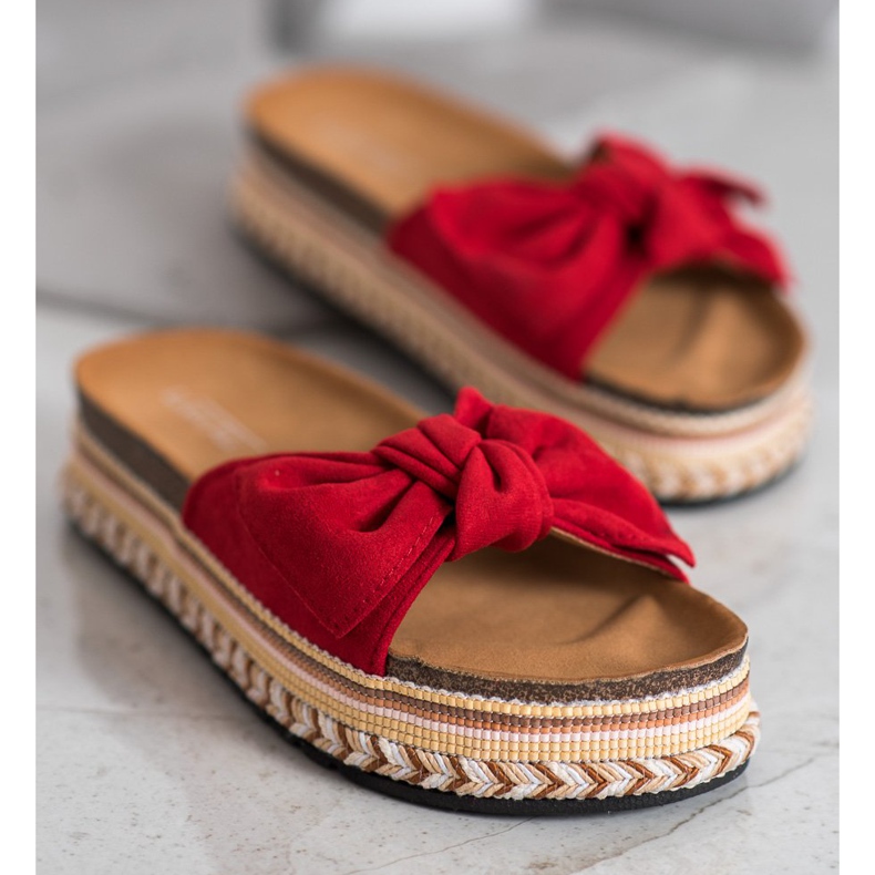 SHELOVET Modische Hausschuhe auf der Plattform rot 2