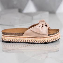 SHELOVET Modische Hausschuhe auf der Plattform braun 2