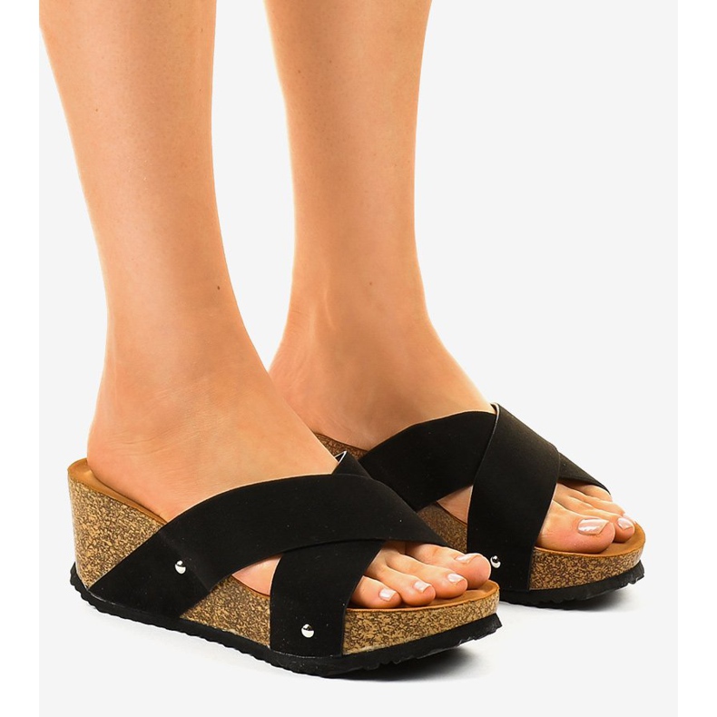 Schwarze GU53 Pantoffeln auf dem Keil 1