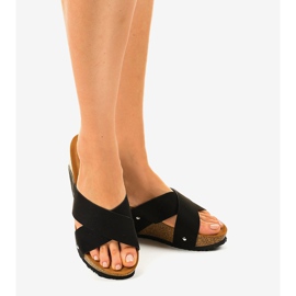 Schwarze GU53 Pantoffeln auf dem Keil 2