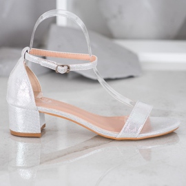 Small Swan Sandalen aus glänzendem Öko-Leder grau 2